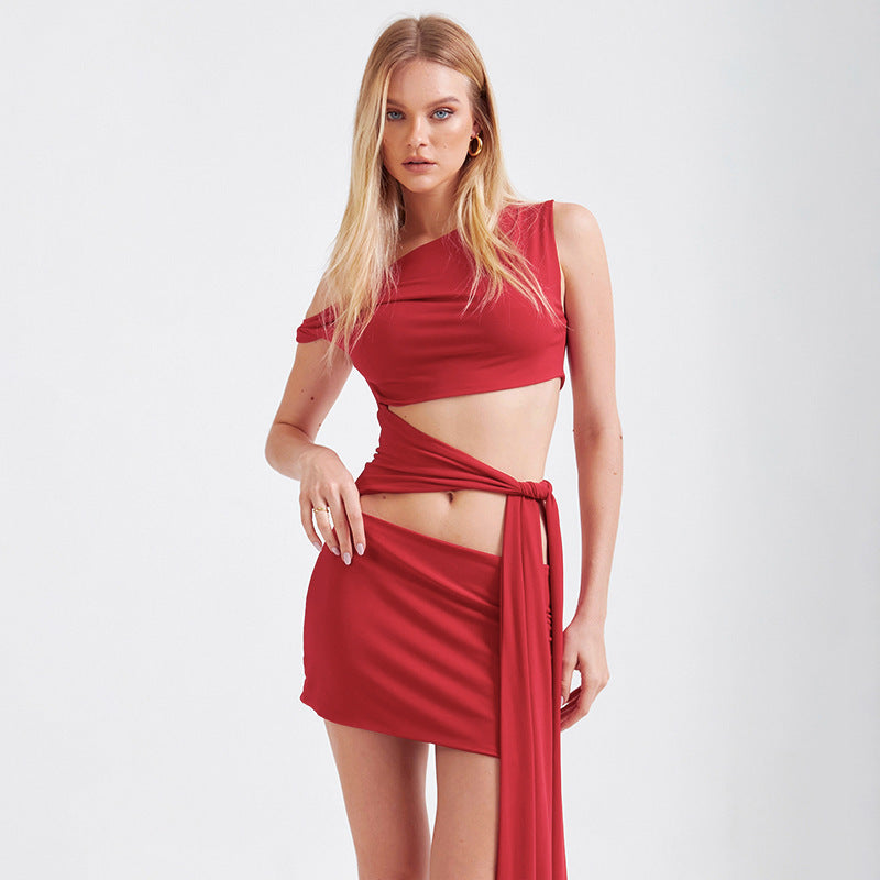 Selene - Mini Abito Monospalla Cut-Out – Eleganza Sensuale
